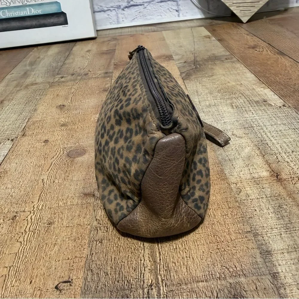 Double J Saddlery Brown Leopard Print Leather Make-up Pouch Has Flaw